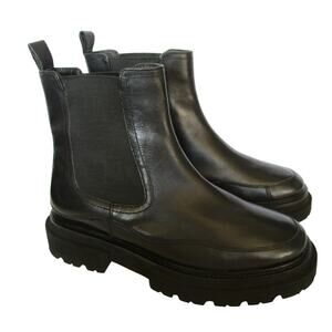 New SEYCHELLES Black Leather Lug Sole Chelsea Ankle Boots Women Sz 8